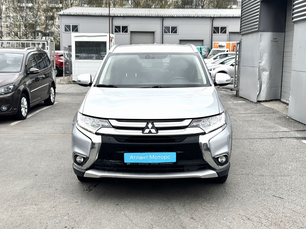 Mitsubishi Outlander III Рестайлинг 2, 2018 г. с пробегом 153172 км – фото 2