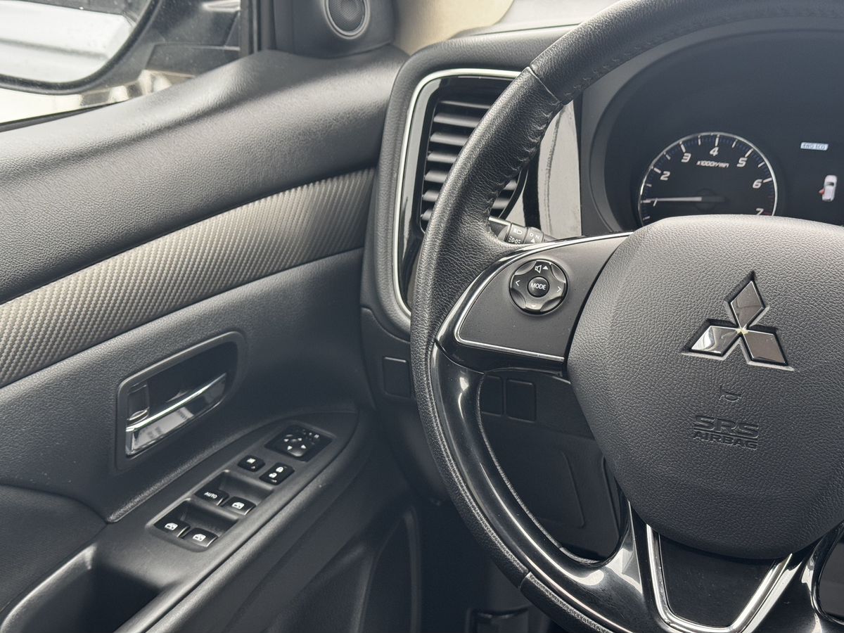 Mitsubishi Outlander III Рестайлинг 2, 2018 г. с пробегом 153172 км – фото 13