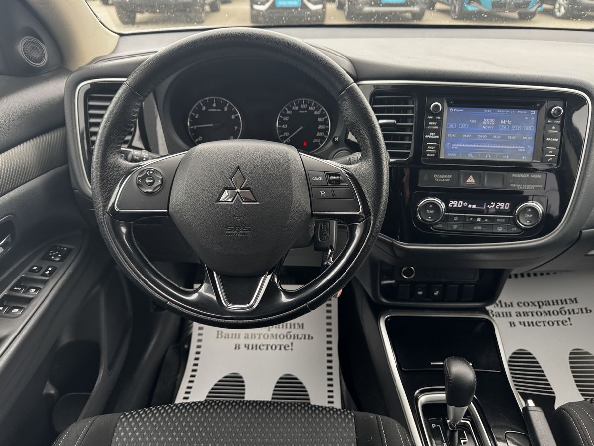 Mitsubishi Outlander III Рестайлинг 2, 2018 г. с пробегом 153172 км – фото 12