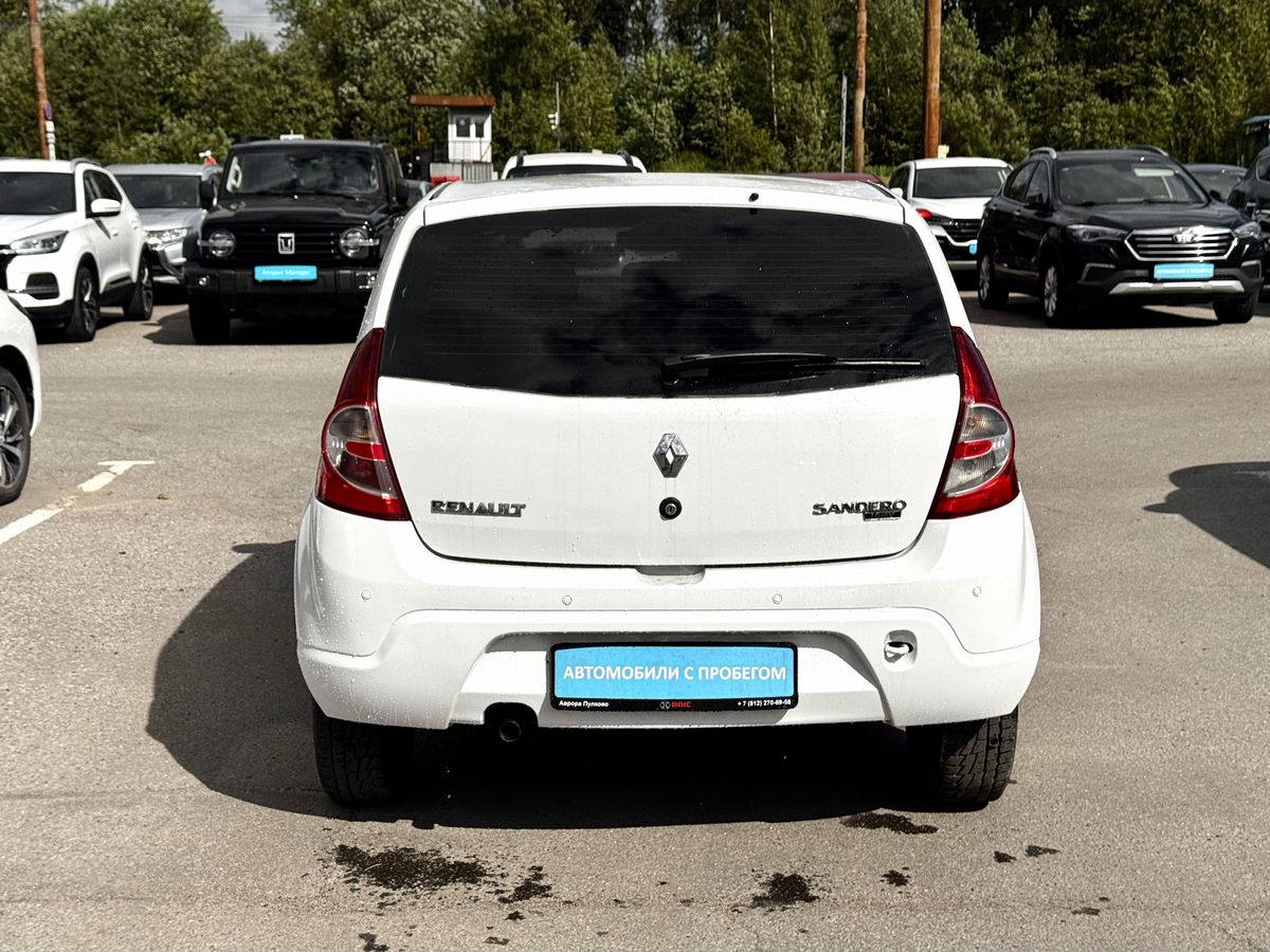 Renault Sandero I, 2011 г. с пробегом 156704 км – фото 5