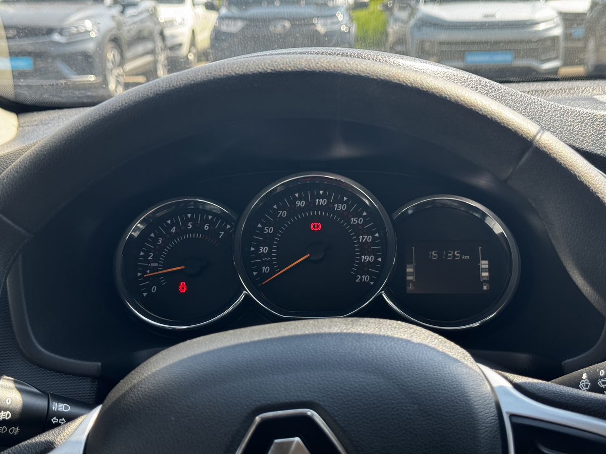 Renault Logan II Рестайлинг, 2021 г. с пробегом 16135 км – фото 14