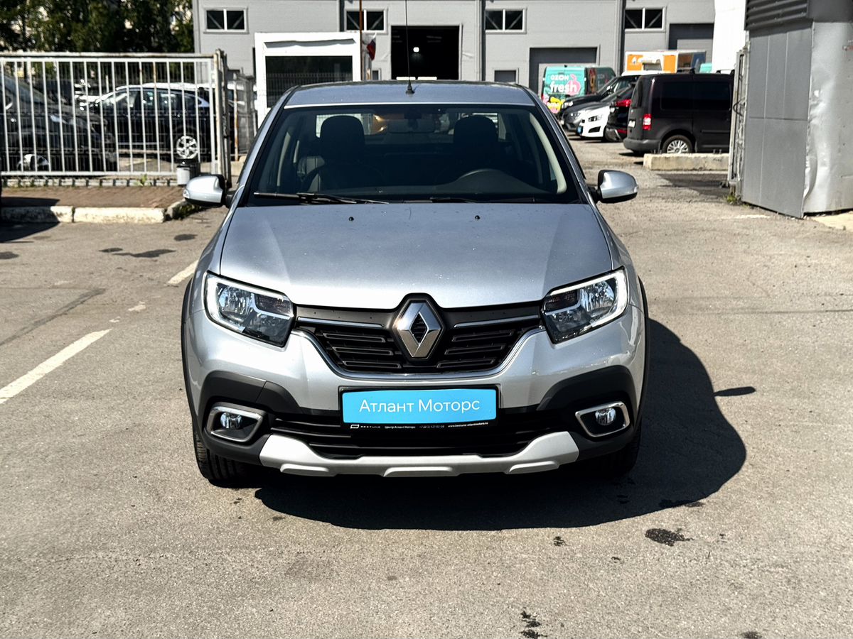 Renault Logan II Рестайлинг, 2021 г. с пробегом 16135 км – фото 2