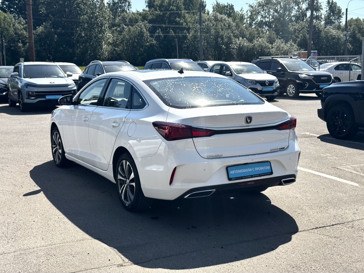 Changan Eado Plus, 2023 г. с пробегом 18300 км – фото 4