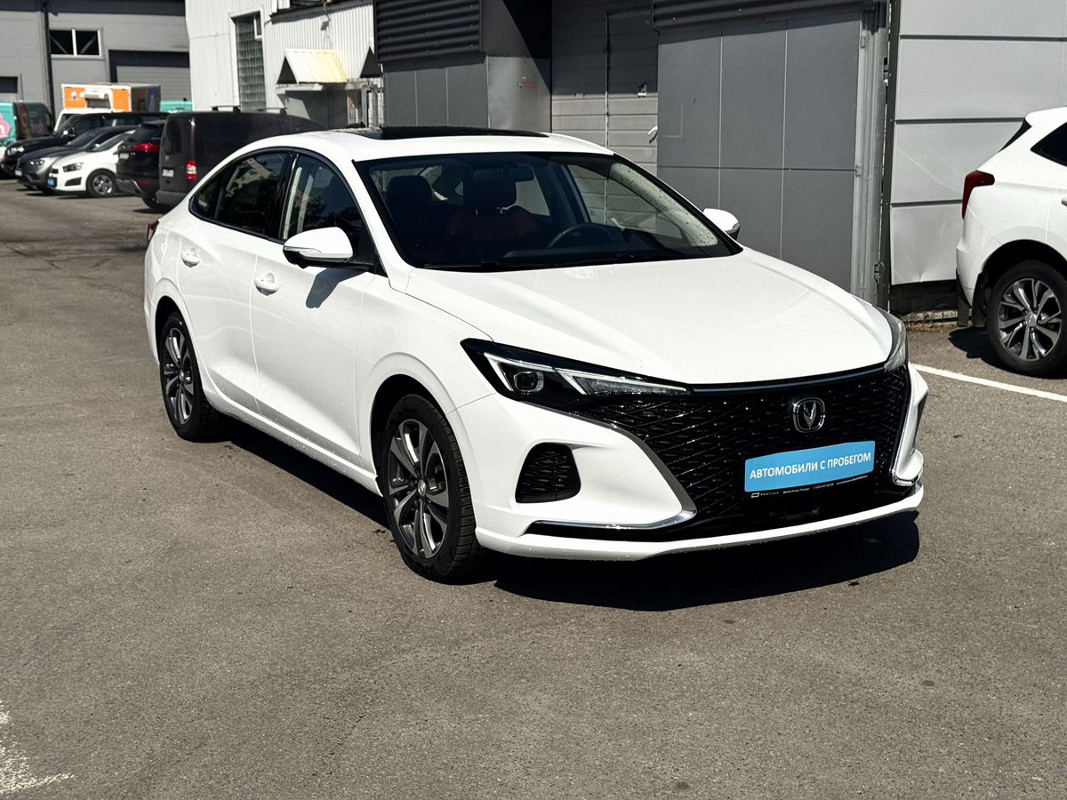 Changan Eado Plus, 2023 г. с пробегом 18300 км – фото 3