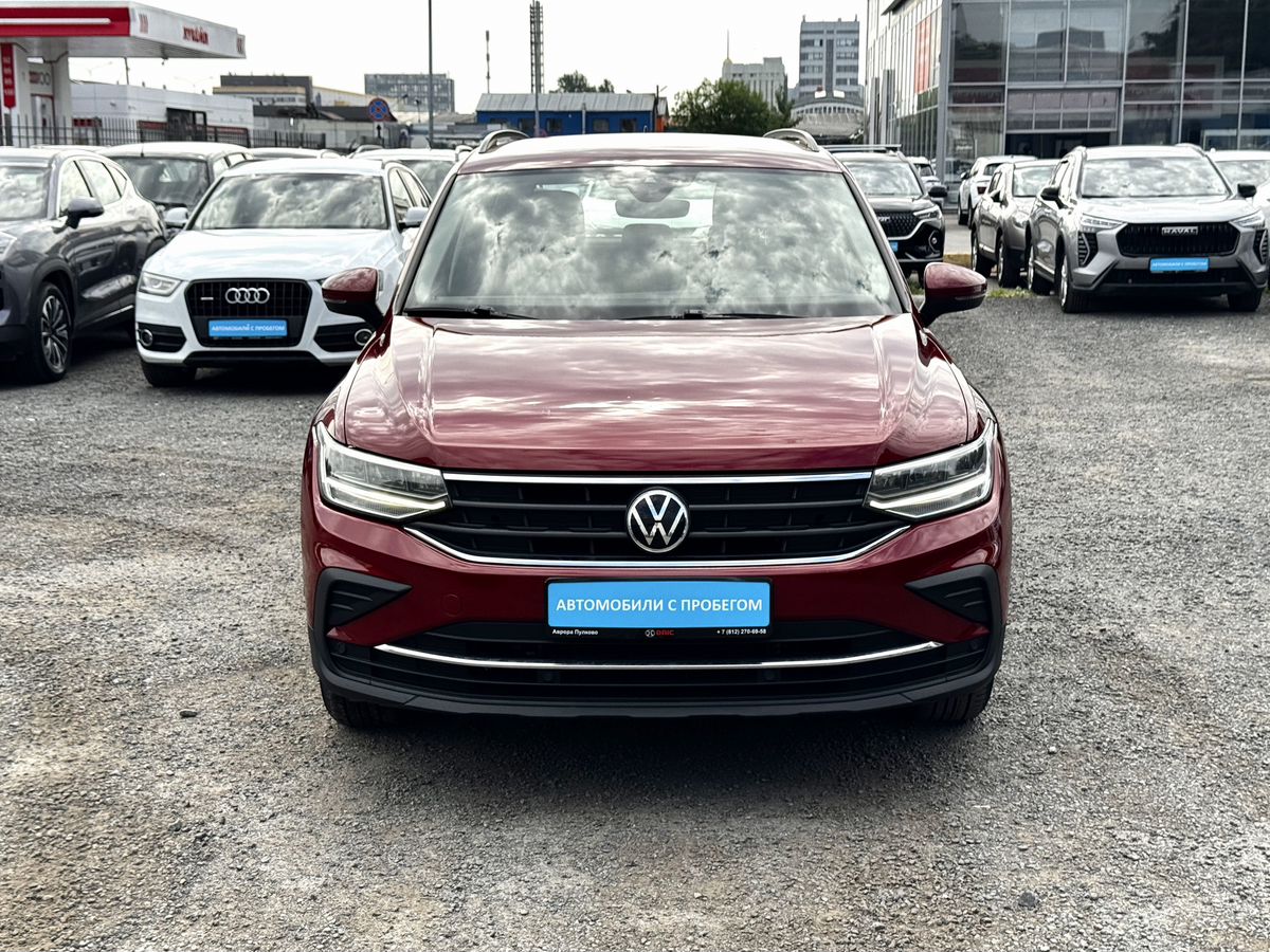 Volkswagen Tiguan II Рестайлинг, 2021 г. с пробегом 52557 км – фото 2