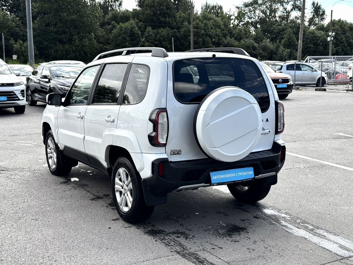 Lada (ВАЗ) Niva Travel I, 2023 г. с пробегом 21104 км – фото 4