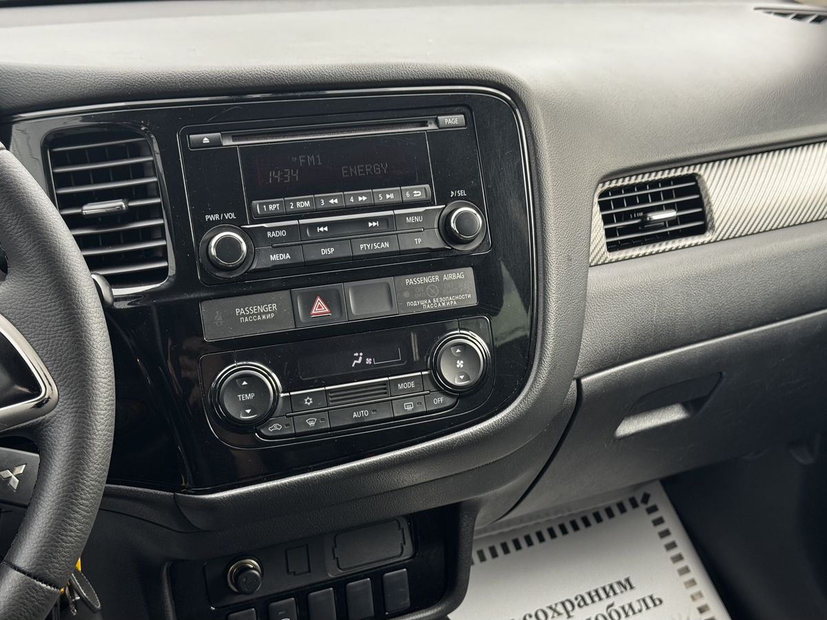 Mitsubishi Outlander III Рестайлинг 3, 2018 г. с пробегом 129647 км – фото 15