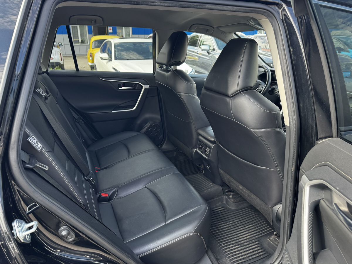 Toyota RAV4 V (XA50), 2021 г. с пробегом 95218 км – фото 9