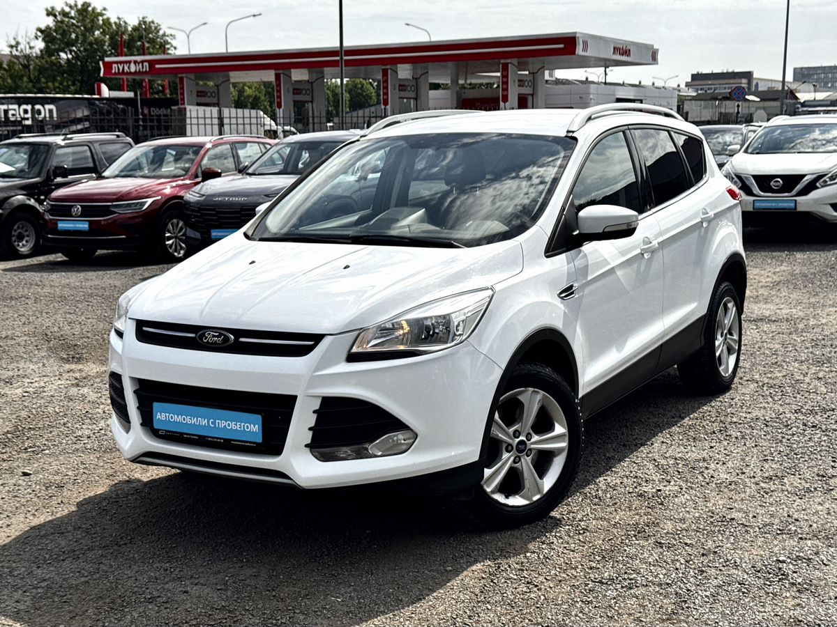 Ford Kuga II, 2015 г. с пробегом 78665 км – фото 1