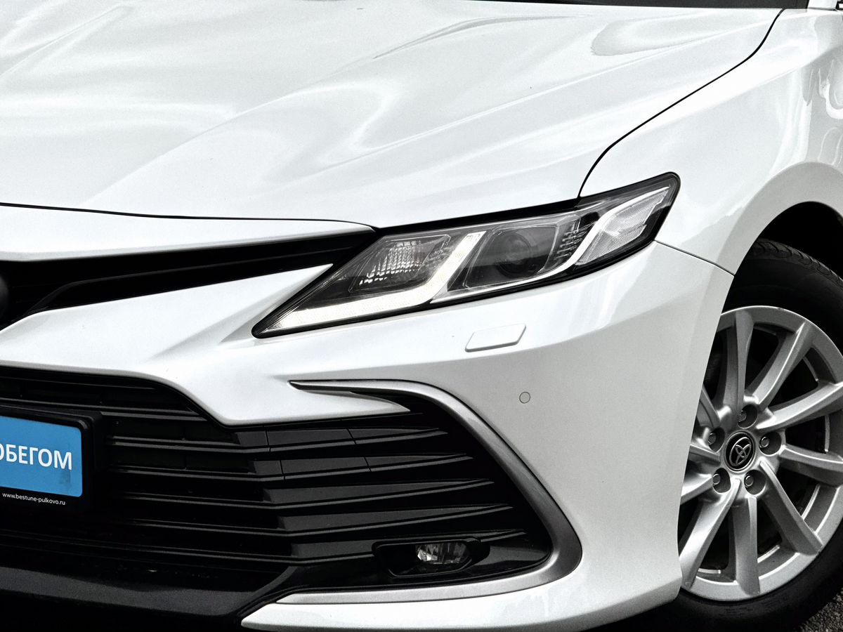 Toyota Camry VIII (XV70) Рестайлинг, 2021 г. с пробегом 132613 км – фото 7