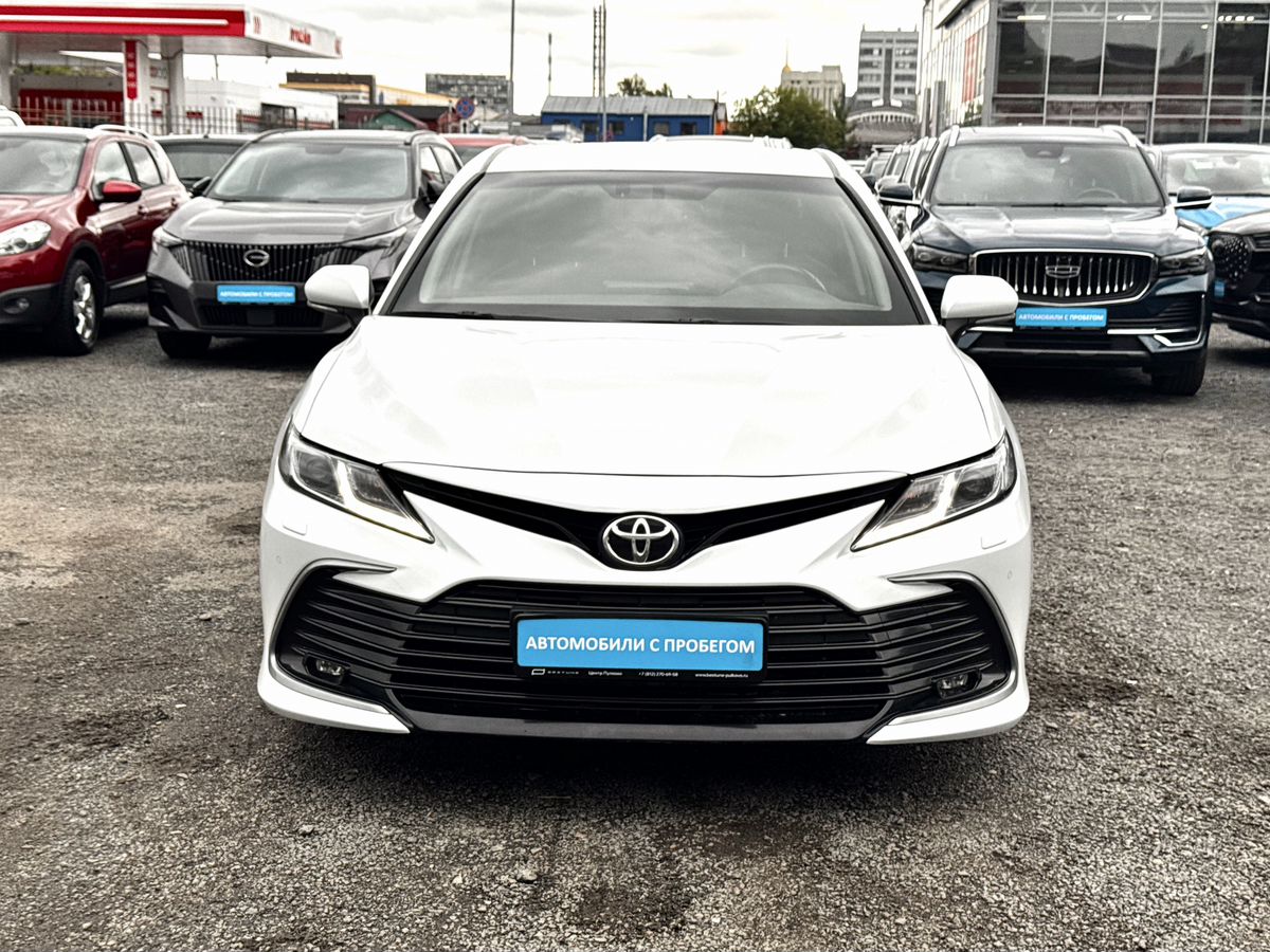 Toyota Camry VIII (XV70) Рестайлинг, 2021 г. с пробегом 132613 км – фото 2