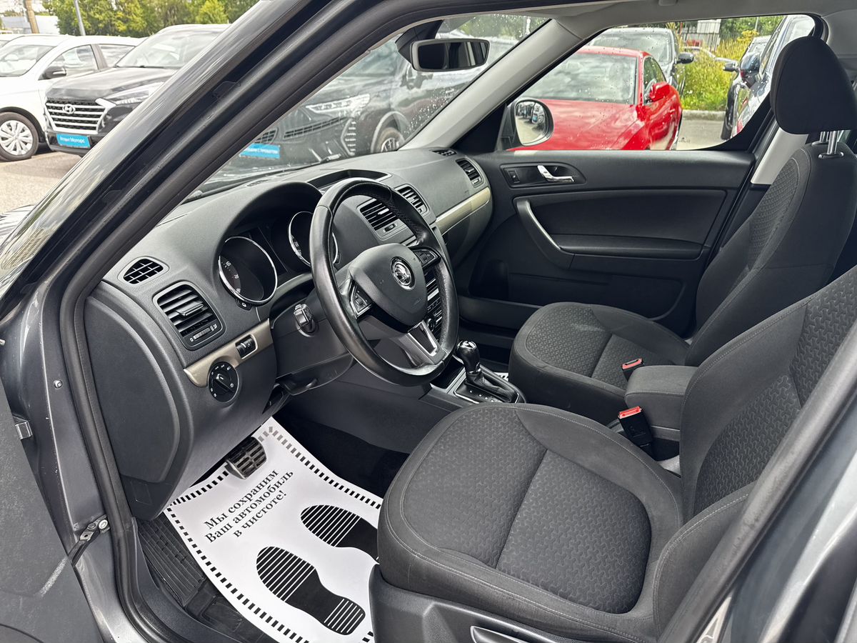 Skoda Yeti I Рестайлинг, 2018 г. с пробегом 93094 км – фото 8