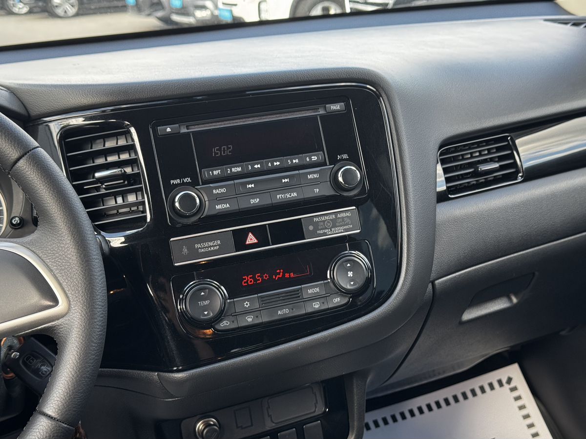 Mitsubishi Outlander III Рестайлинг 3, 2020 г. с пробегом 71246 км – фото 15