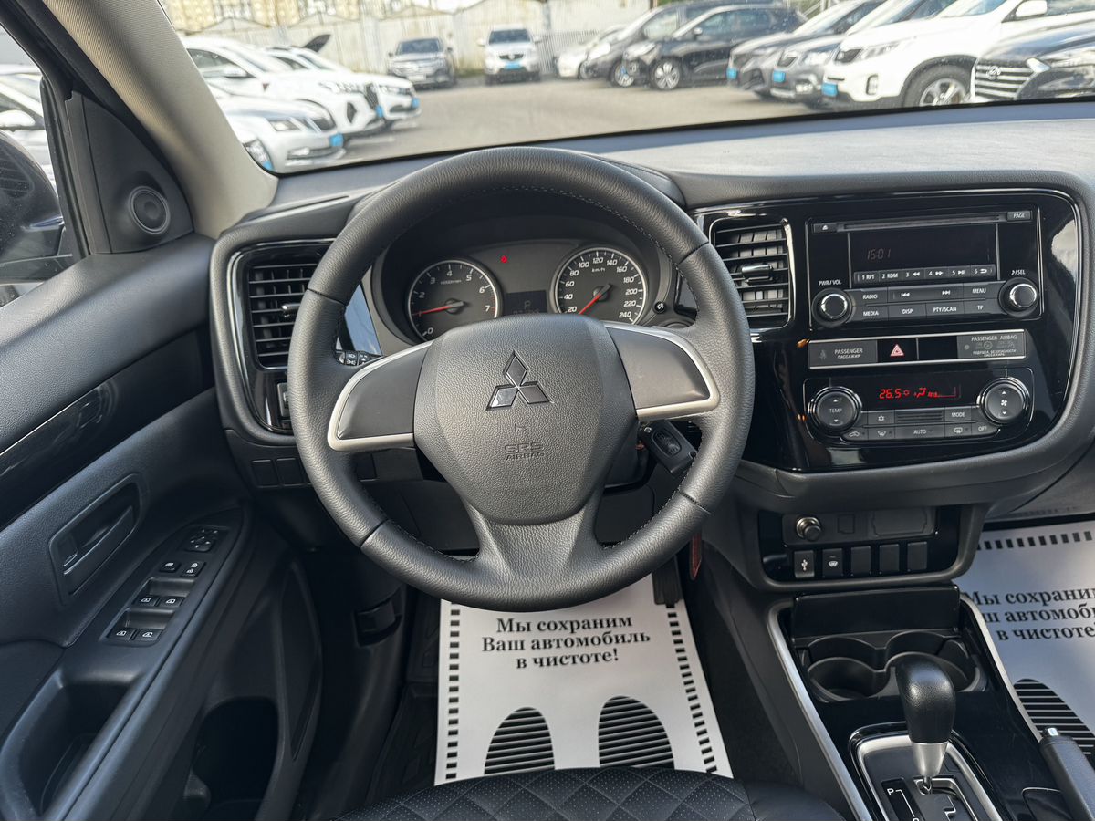 Mitsubishi Outlander III Рестайлинг 3, 2020 г. с пробегом 71246 км – фото 13