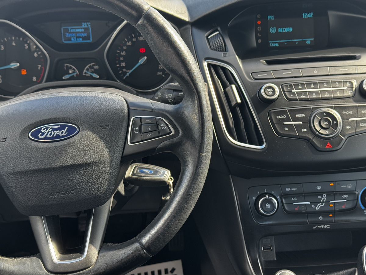 Ford Focus III Рестайлинг, 2017 г. с пробегом 45473 км – фото 16
