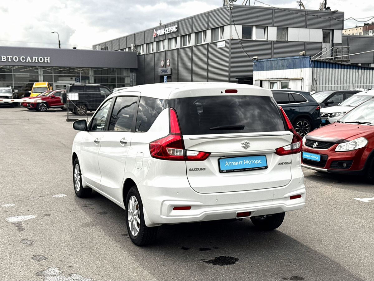 Suzuki Ertiga II Рестайлинг, 2022 г. с пробегом 61771 км – фото 4