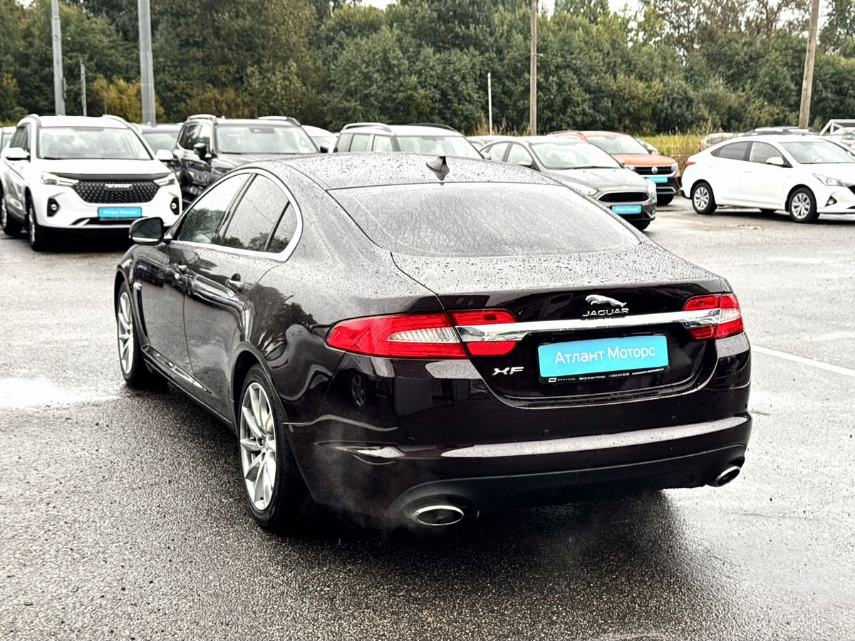 Jaguar XF I Рестайлинг, 2014 г. с пробегом 229303 км – фото 4
