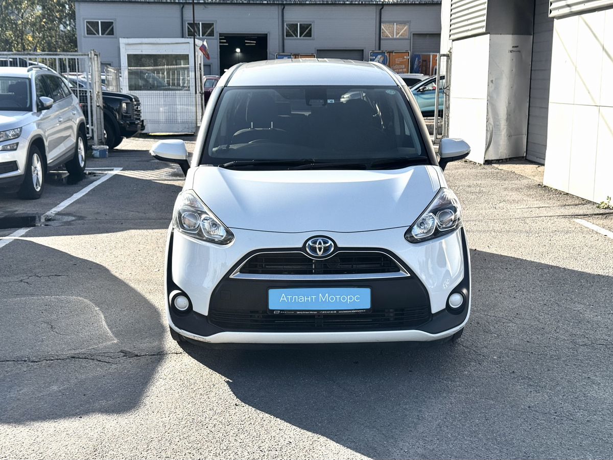 Toyota Sienta II, 2017 г. с пробегом 130017 км – фото 2