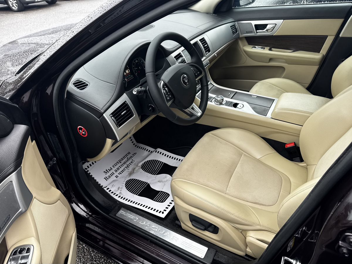 Jaguar XF I Рестайлинг, 2014 г. с пробегом 229303 км – фото 8