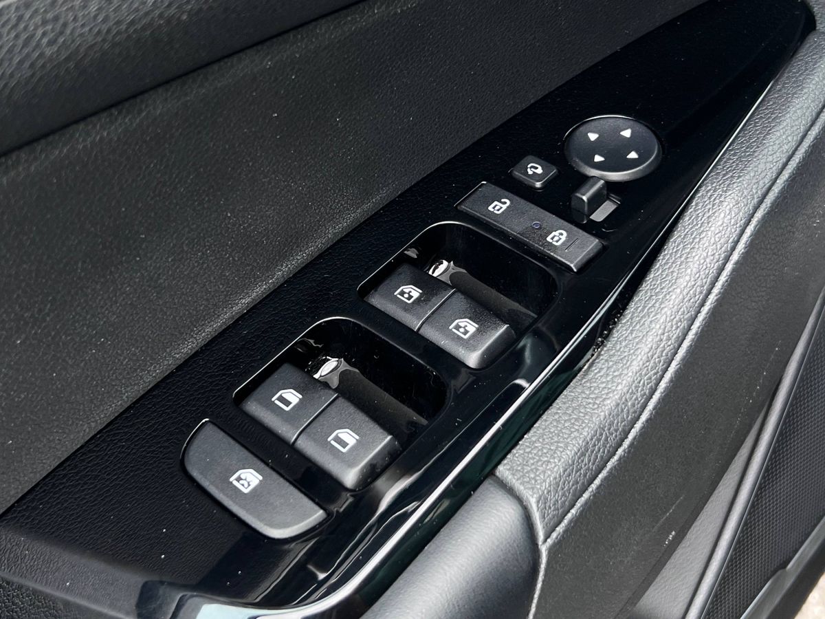 Kia Sportage V, 2022 г. с пробегом 57579 км – фото 13