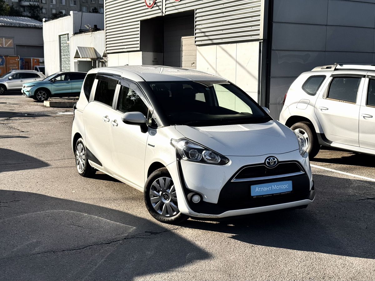 Toyota Sienta II, 2017 г. с пробегом 130017 км