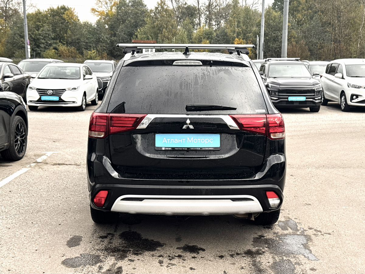 Mitsubishi Outlander III Рестайлинг 3, 2021 г. с пробегом 164016 км – фото 5
