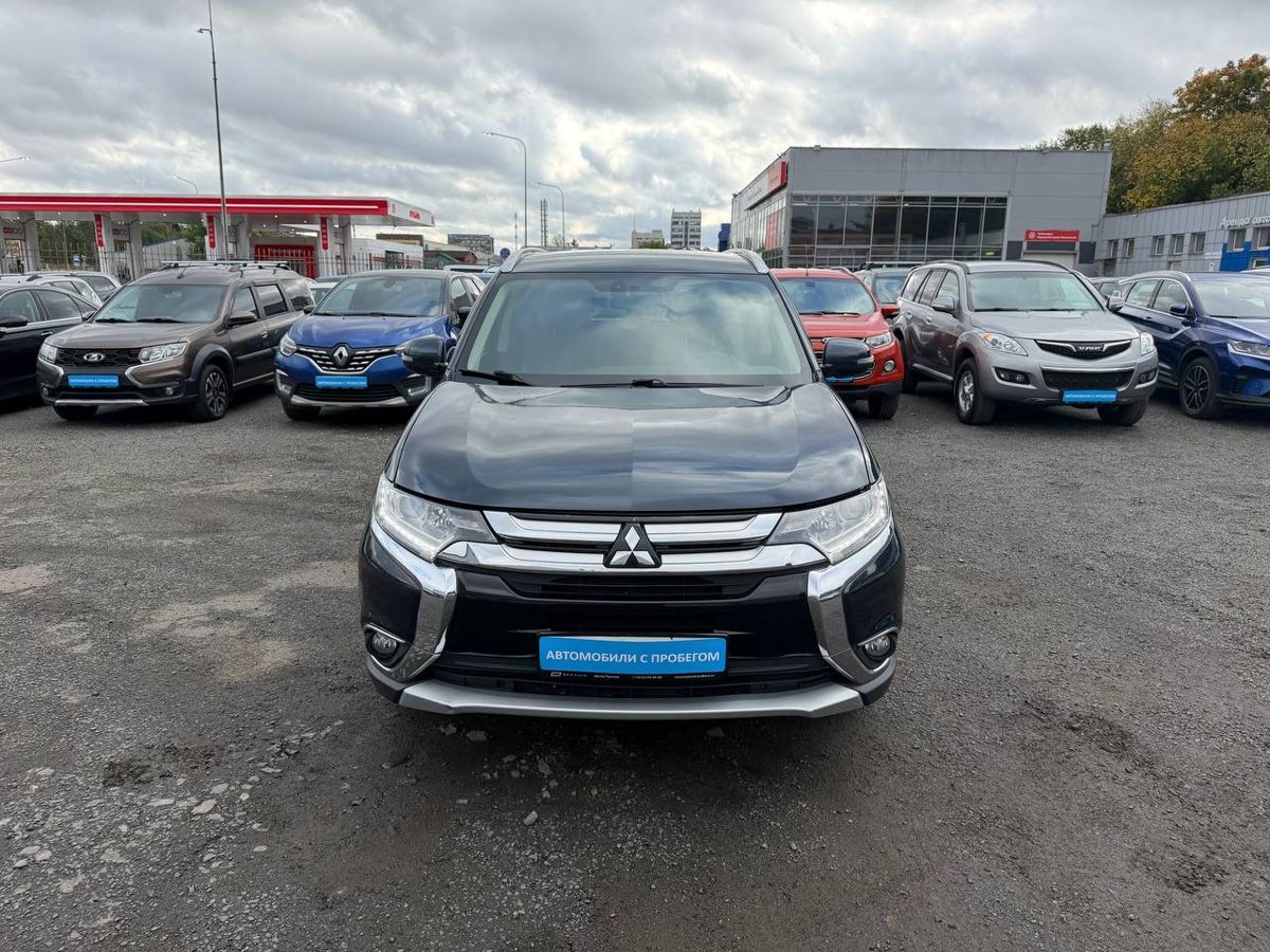 Mitsubishi Outlander III Рестайлинг 2, 2018 г. с пробегом 102861 км – фото 2