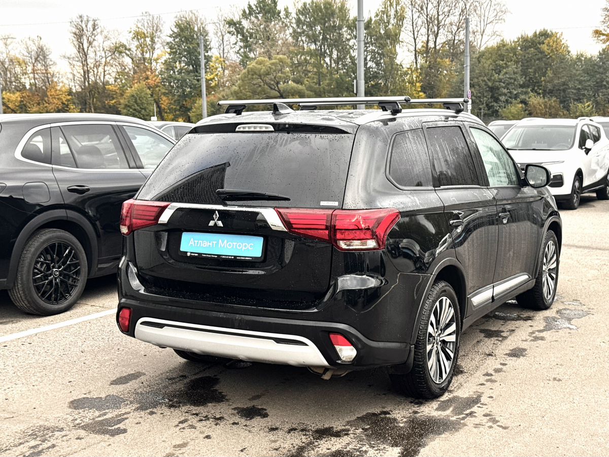 Mitsubishi Outlander III Рестайлинг 3, 2021 г. с пробегом 164016 км – фото 6