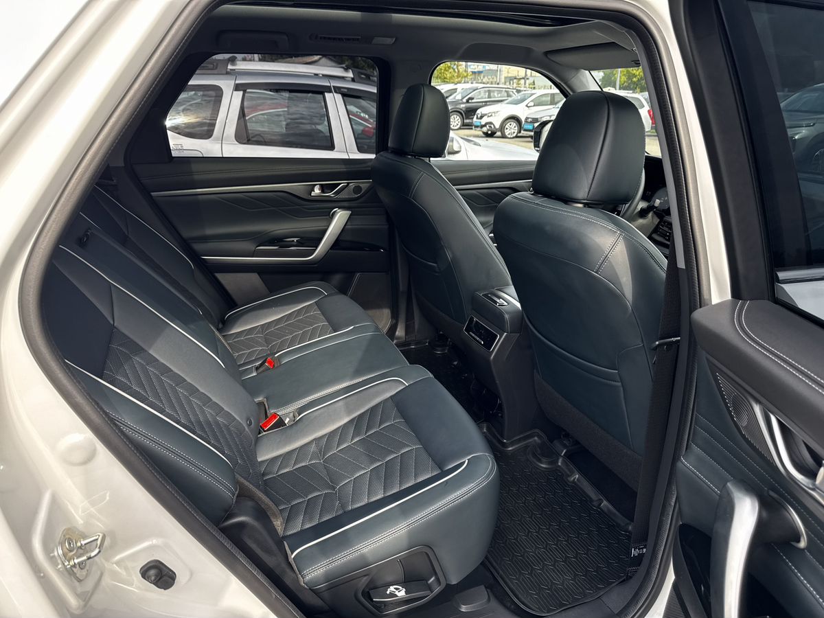 Changan CS95 I Рестайлинг 2, 2024 г. с пробегом 26720 км – фото 10