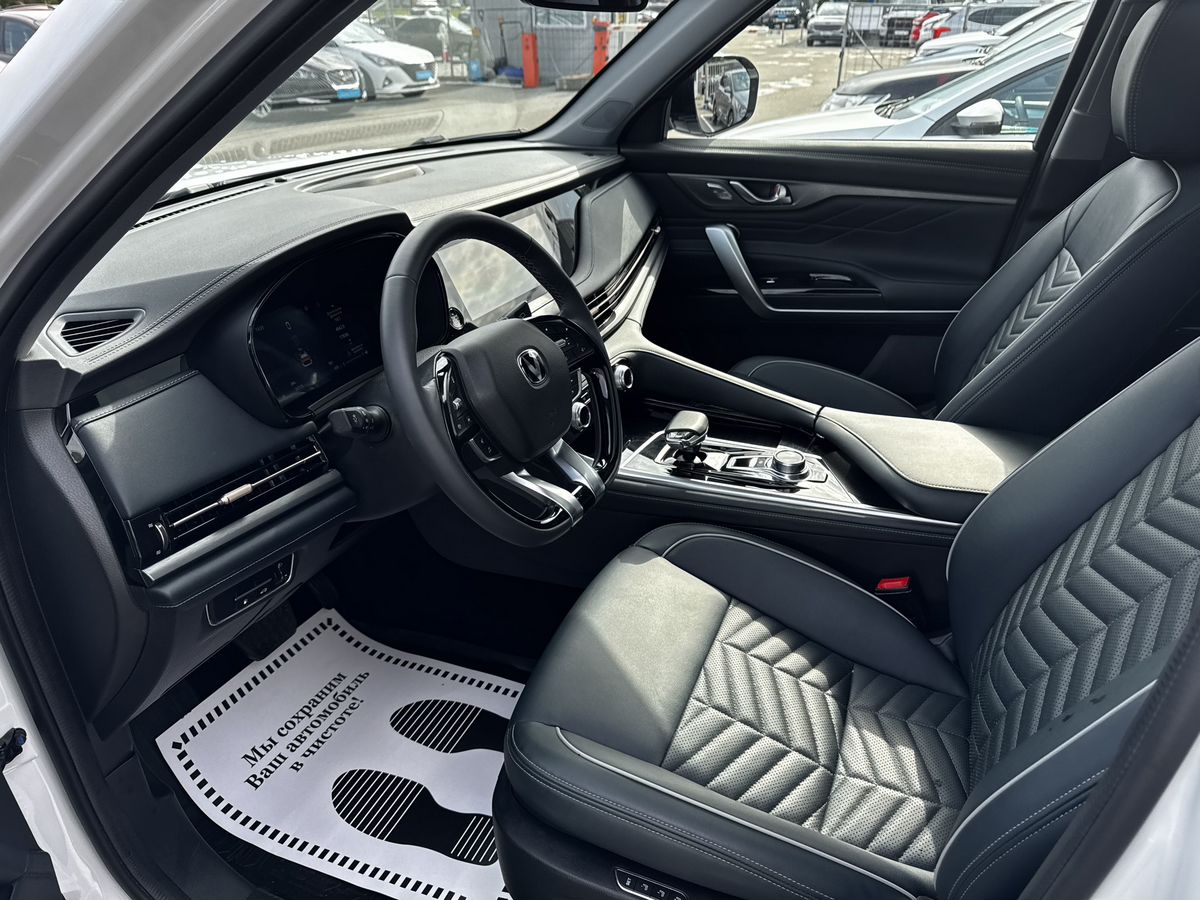 Changan CS95 I Рестайлинг 2, 2024 г. с пробегом 26720 км – фото 8