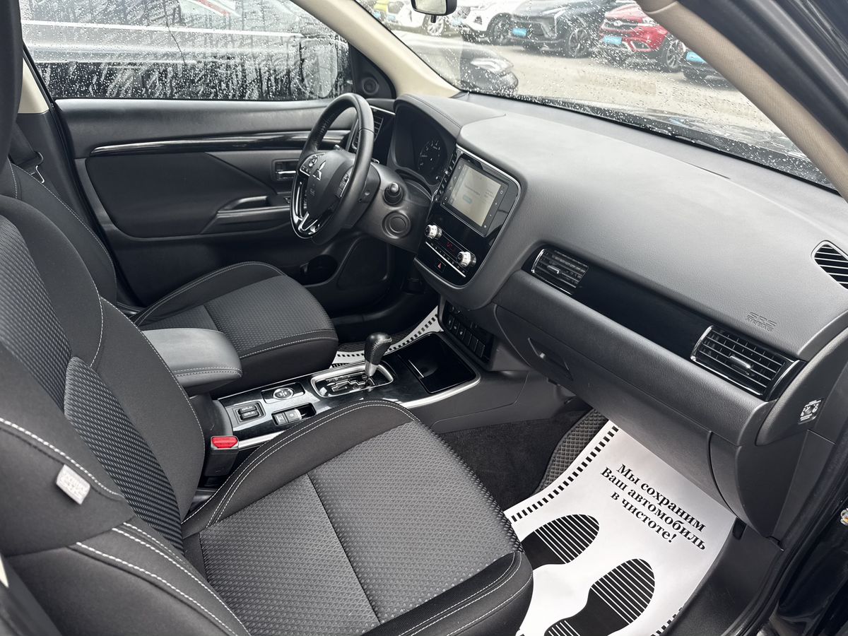 Mitsubishi Outlander III Рестайлинг 3, 2021 г. с пробегом 164016 км – фото 10