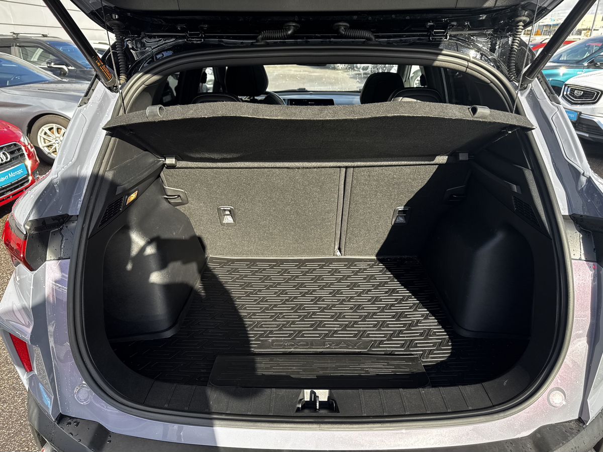 Geely Coolray I Рестайлинг, 2024 г. с пробегом 69300 км – фото 22