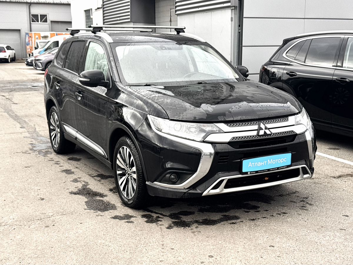 Mitsubishi Outlander III Рестайлинг 3, 2021 г. с пробегом 164016 км – фото 3
