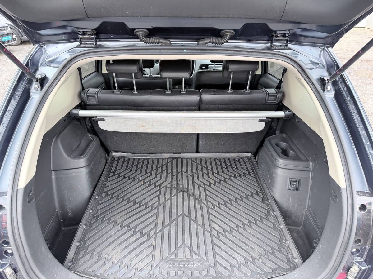 Mitsubishi Outlander III Рестайлинг 2, 2018 г. с пробегом 102861 км – фото 15