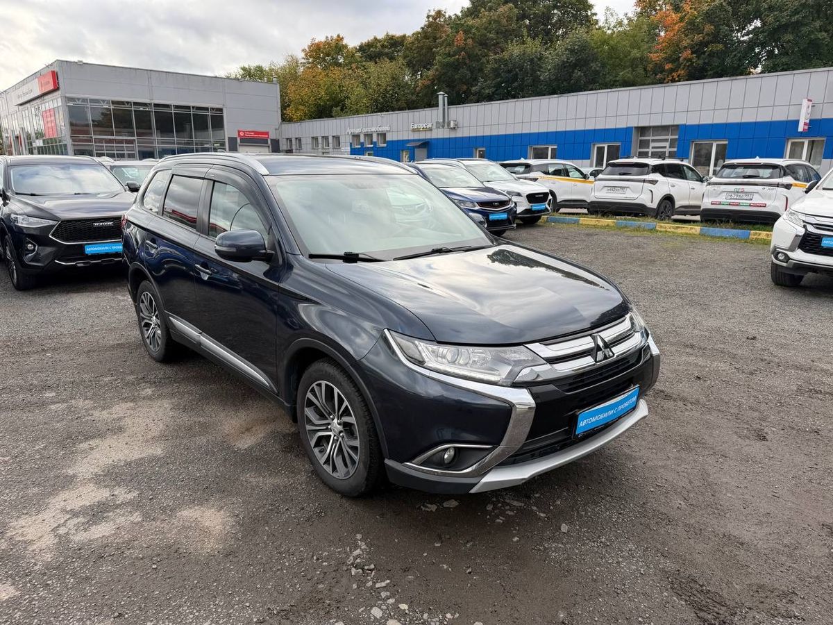 Mitsubishi Outlander III Рестайлинг 2, 2018 г. с пробегом 102861 км – фото 3