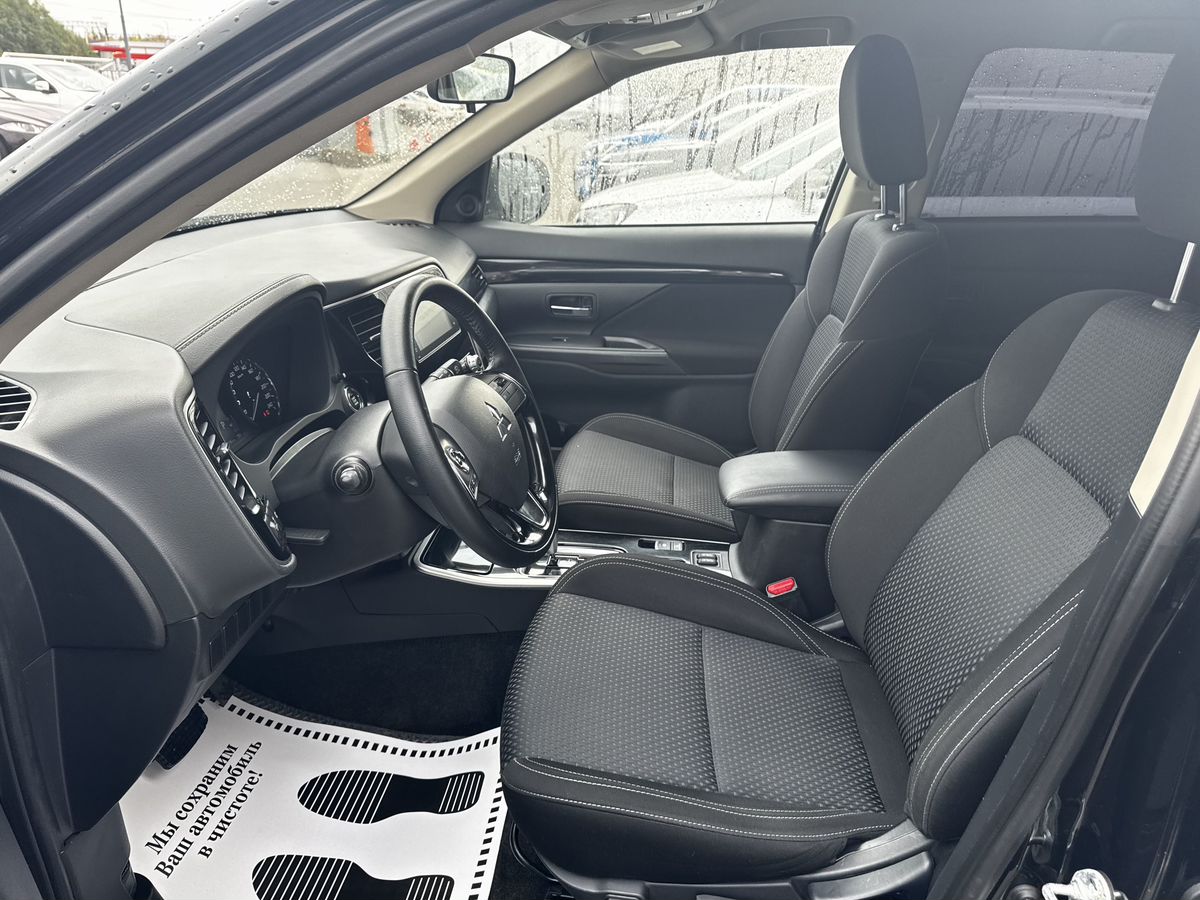 Mitsubishi Outlander III Рестайлинг 3, 2021 г. с пробегом 164016 км – фото 9